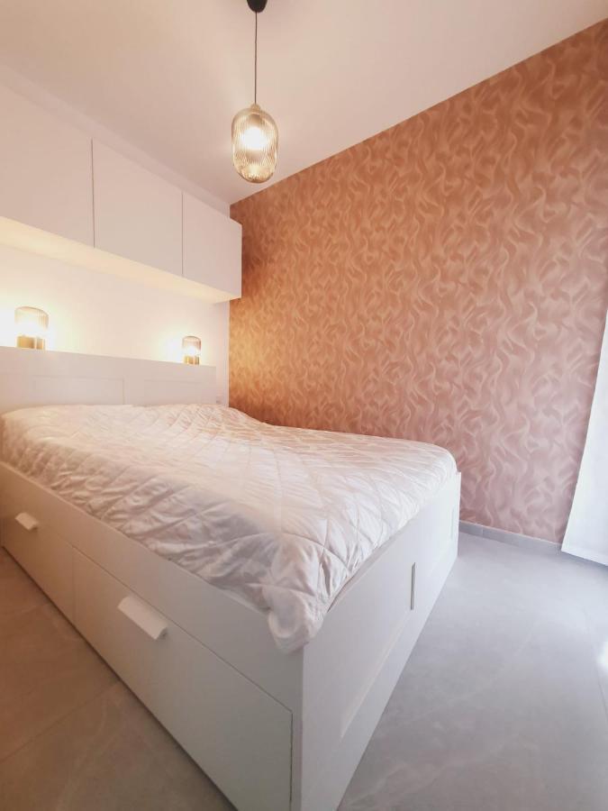 圣雷默Casa Lela Vista Mare Posto Auto,公寓 外观 照片