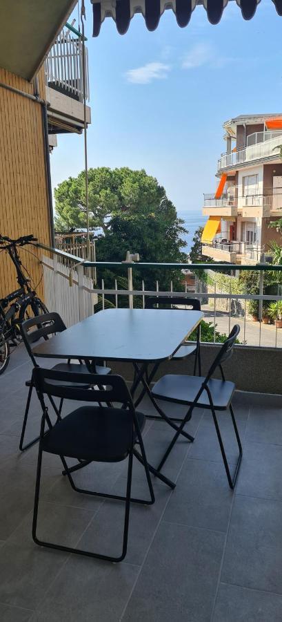 圣雷默Casa Lela Vista Mare Posto Auto,公寓 外观 照片